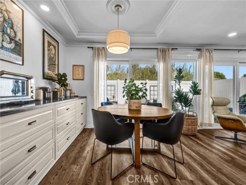 2504  University  , Newport Beach, CA