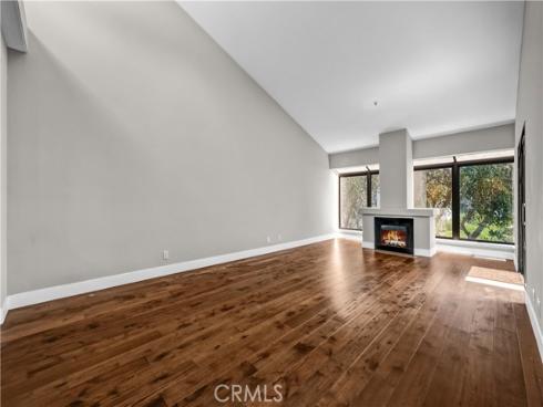 200 Paris 304 Lane, Newport Beach, CA