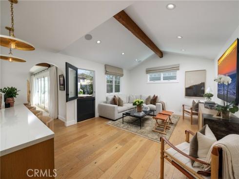 2771 Bayshore , Newport Beach, CA