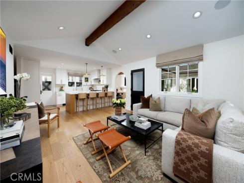 2771 Bayshore , Newport Beach, CA