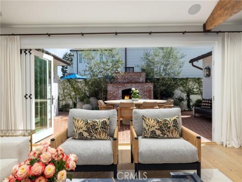 2771 Bayshore , Newport Beach, CA