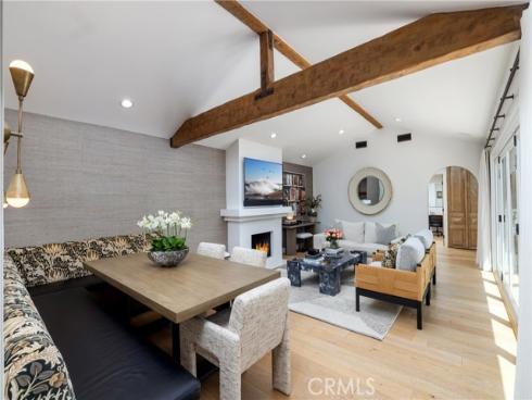 2771 Bayshore , Newport Beach, CA