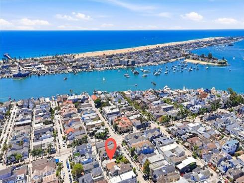 206  Agate  , Newport Beach, CA