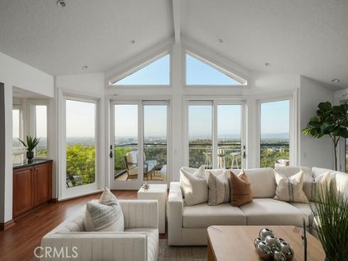 7  Cherbourg  , Newport Beach, CA