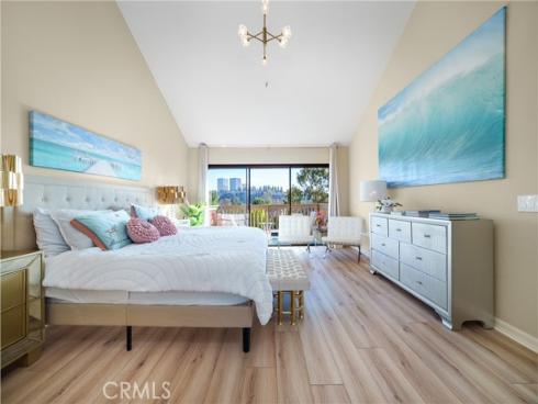 67  Sea Island   Drive, Newport Beach, CA