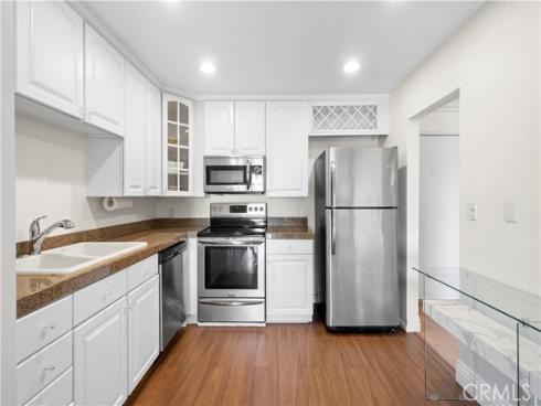 300  Cagney  206 , Newport Beach, CA