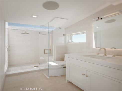 225  Diamond  , Newport Beach, CA