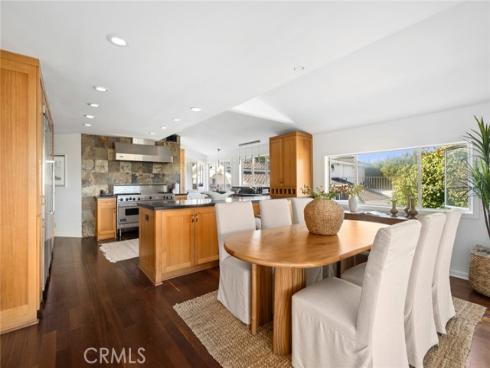 608 Saint James Place, Newport Beach, CA