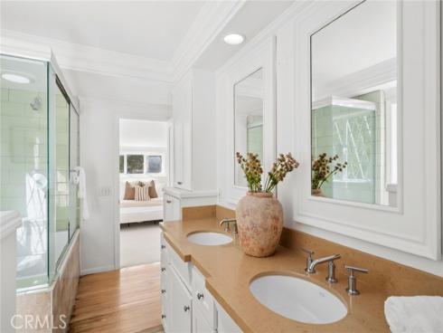608 Saint James Place, Newport Beach, CA