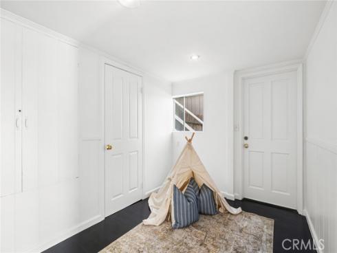 608 Saint James Place, Newport Beach, CA