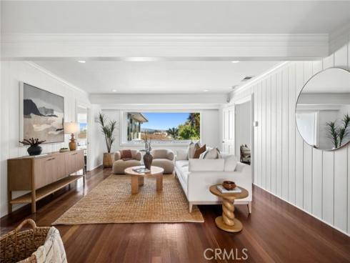 608 Saint James Place, Newport Beach, CA