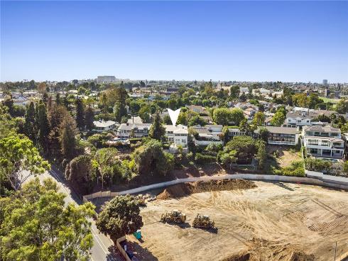 608 Saint James Place, Newport Beach, CA
