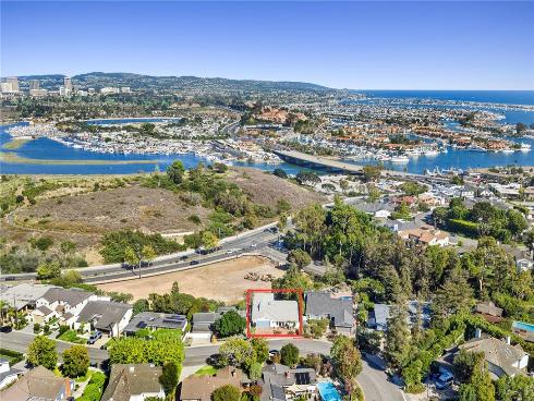 608 Saint James Place, Newport Beach, CA