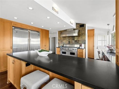 608 Saint James Place, Newport Beach, CA