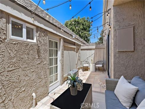36  Starfish   Court, Newport Beach, CA