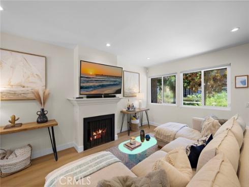 36  Starfish   Court, Newport Beach, CA