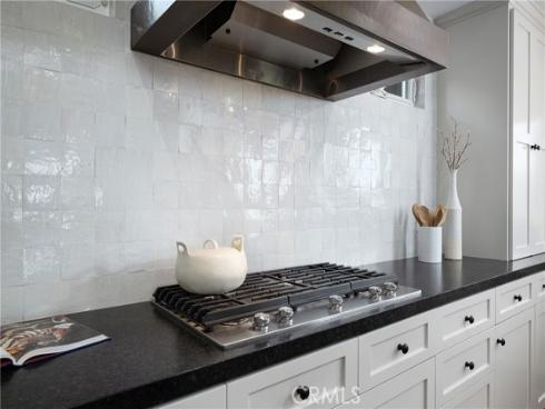 2101 Yacht Daphne , Newport Beach, CA