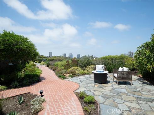 2101 Yacht Daphne , Newport Beach, CA