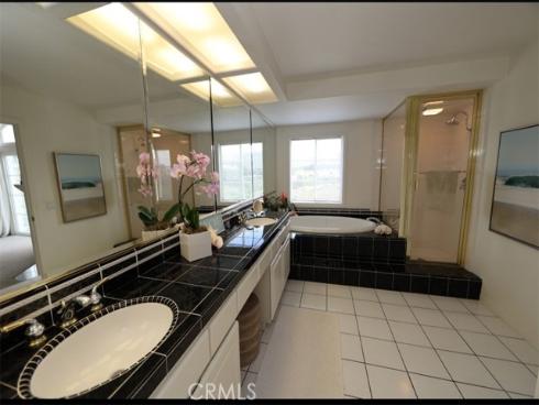 22 Chandon , Newport Coast, CA