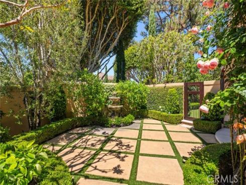 25 Lyon , Newport Coast, CA
