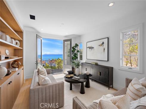 28  Surfspray Bluff  , Newport Coast, CA