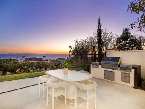 28  Surfspray Bluff  , Newport Coast, CA