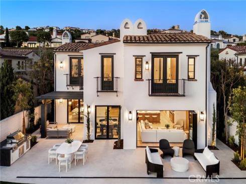 28  Surfspray Bluff  , Newport Coast, CA