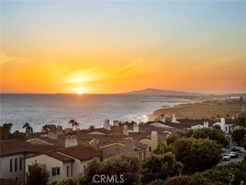 28  Surfspray Bluff  , Newport Coast, CA