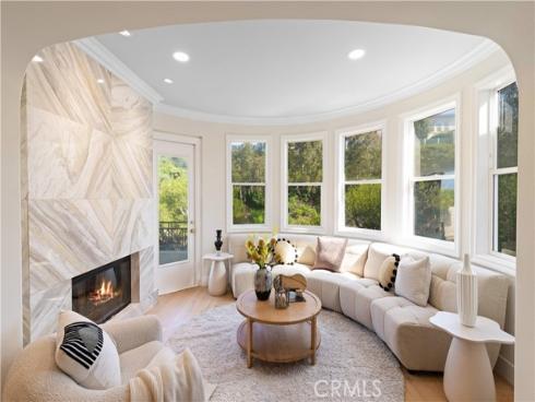 8 Rivage , Newport Coast, CA