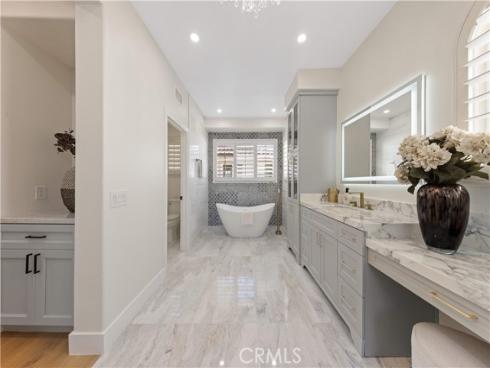 8 Rivage , Newport Coast, CA
