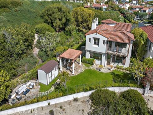28 Sandy Cv , Newport Coast, CA