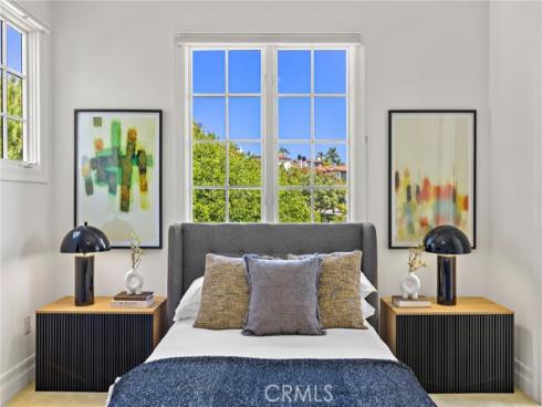 28 Sandy Cv , Newport Coast, CA