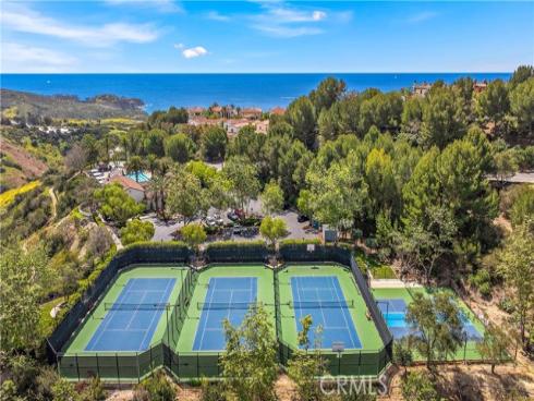 28  Sandy Cv  , Newport Coast, CA