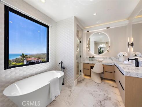 8 Baffin Bay , Newport Coast, CA