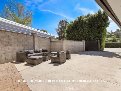 10372  Crawford Canyon   Road, North Tustin, CA