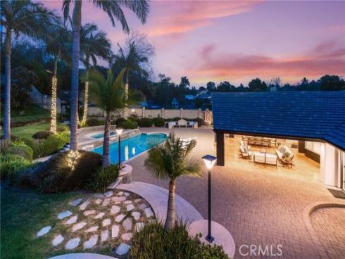 10372  Crawford Canyon   Road, North Tustin, CA