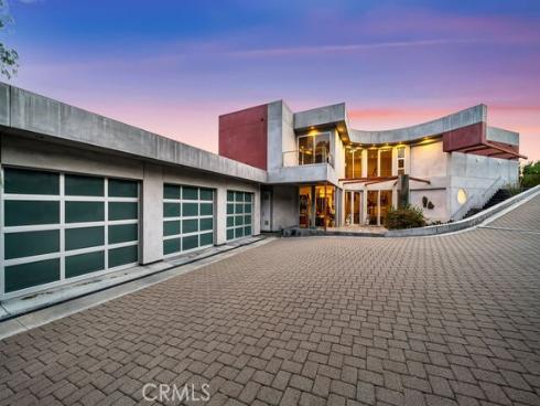 10182  Cowan Heights   Drive, North Tustin, CA
