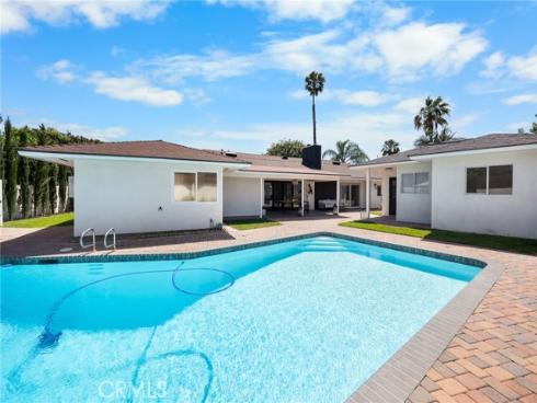 18161  Blue Ridge  , North Tustin, CA