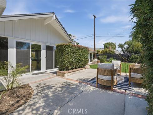 13032  Earlham  , North Tustin, CA