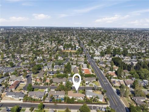 13032  Earlham  , North Tustin, CA