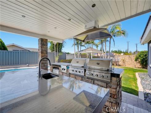 17372 Rainier Drive , North Tustin, CA