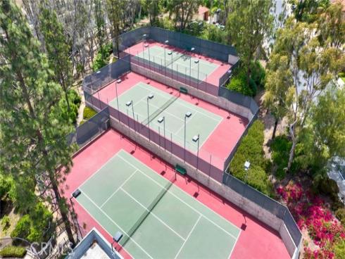 1052 Castlerock Lane, North Tustin, CA
