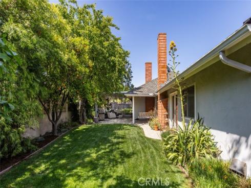 17794 E Santa Clara Avenue, North Tustin, CA