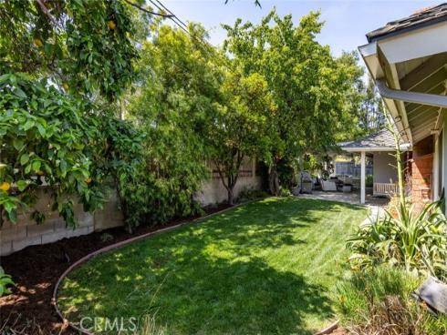 17794 E Santa Clara Avenue, North Tustin, CA