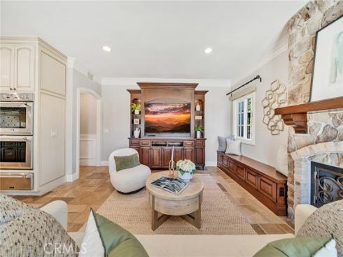 10082 Sunrise Ln , North Tustin, CA