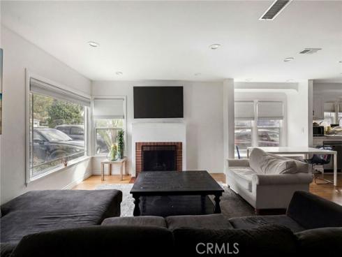 860 N Grand Street, Orange, CA