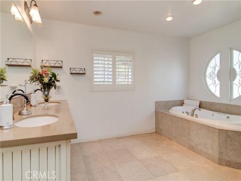 11445 Orange Park Boulevard, Orange, CA