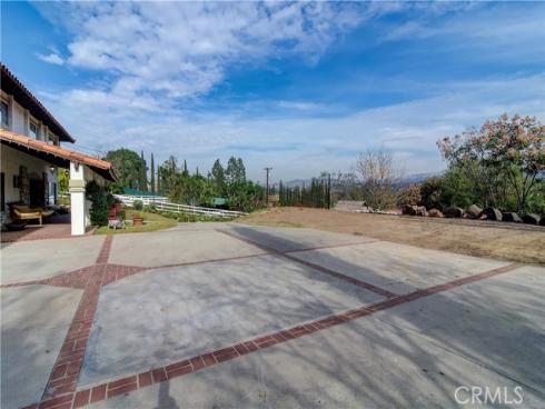 11445 Orange Park Boulevard, Orange, CA