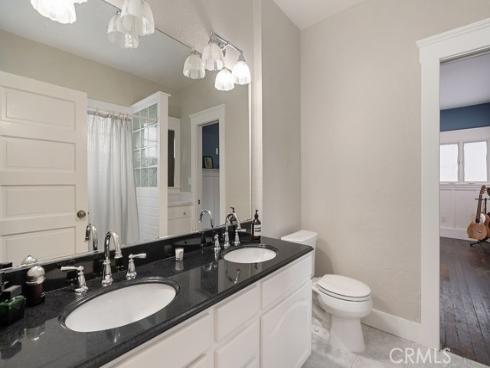637 E Van Bibber , Orange, CA