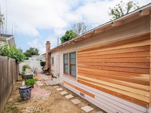 637 E Van Bibber , Orange, CA
